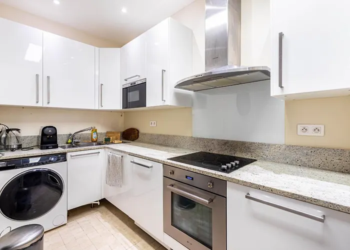 Guestready - Modern Near Place De La Bastille Appartement
